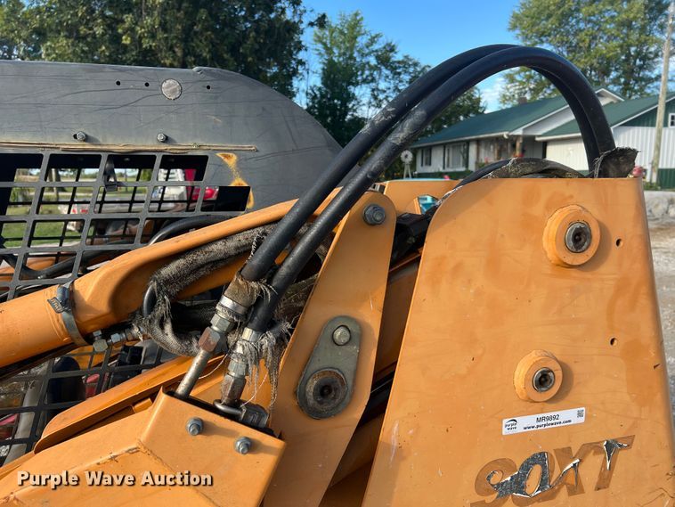 image for item MR9892 2001 Case 90XT  skid steer loader