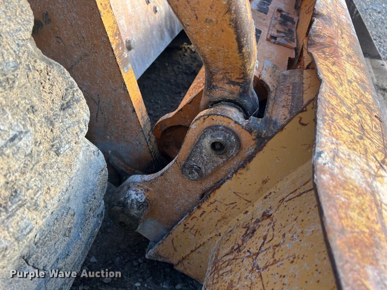 image for item MR9892 2001 Case 90XT  skid steer loader