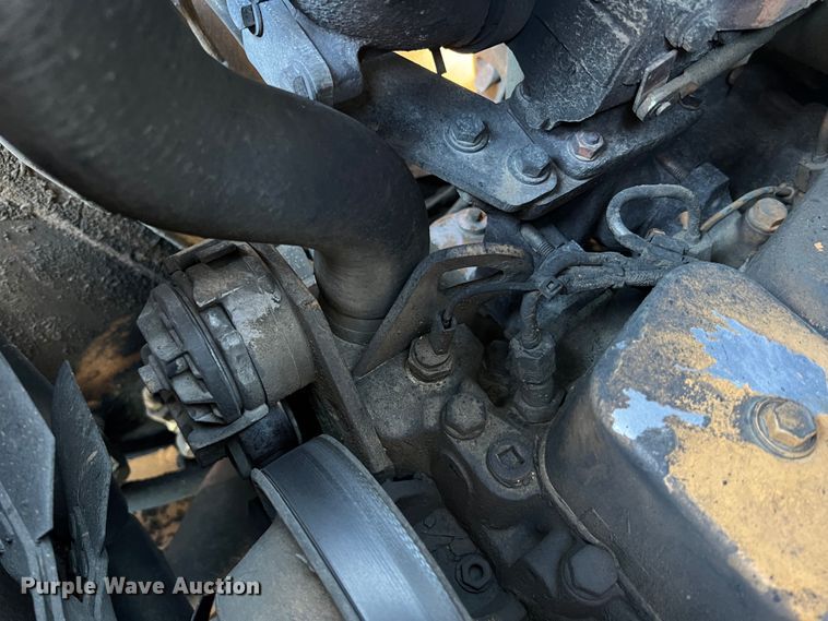 image for item MR9892 2001 Case 90XT  skid steer loader