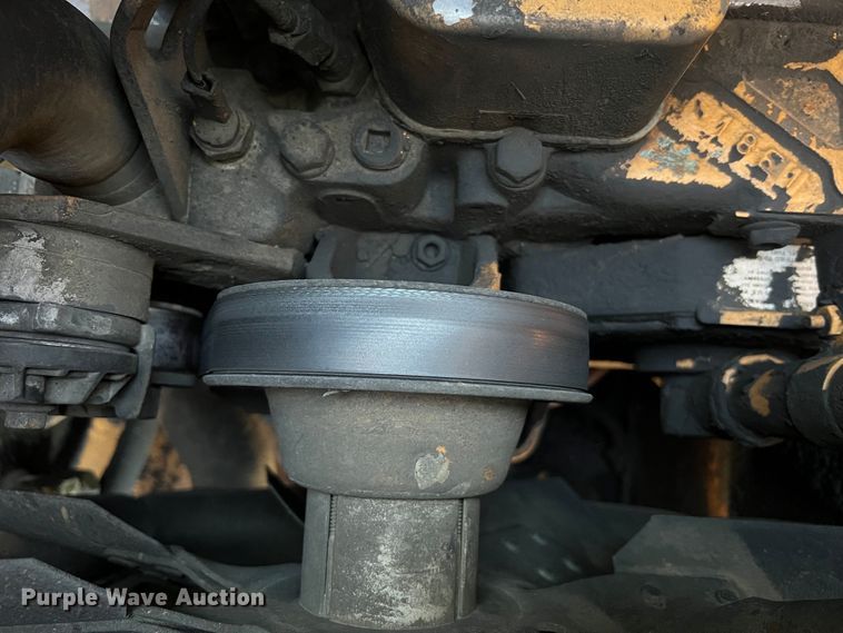 image for item MR9892 2001 Case 90XT  skid steer loader