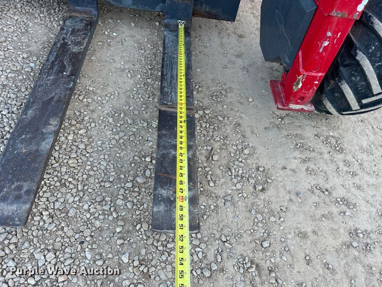 image for item MR9916 2005 Moffett M55  forklift