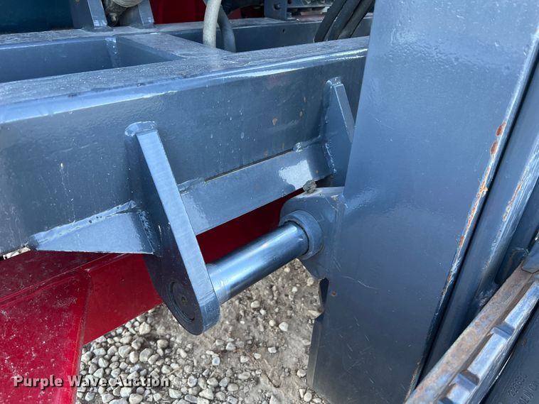 image for item MR9916 2005 Moffett M55  forklift