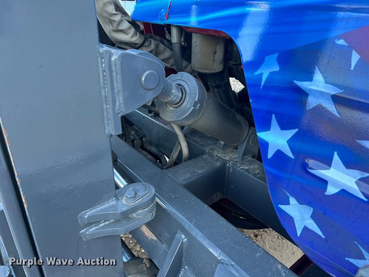 image for item MR9916 2005 Moffett M55  forklift