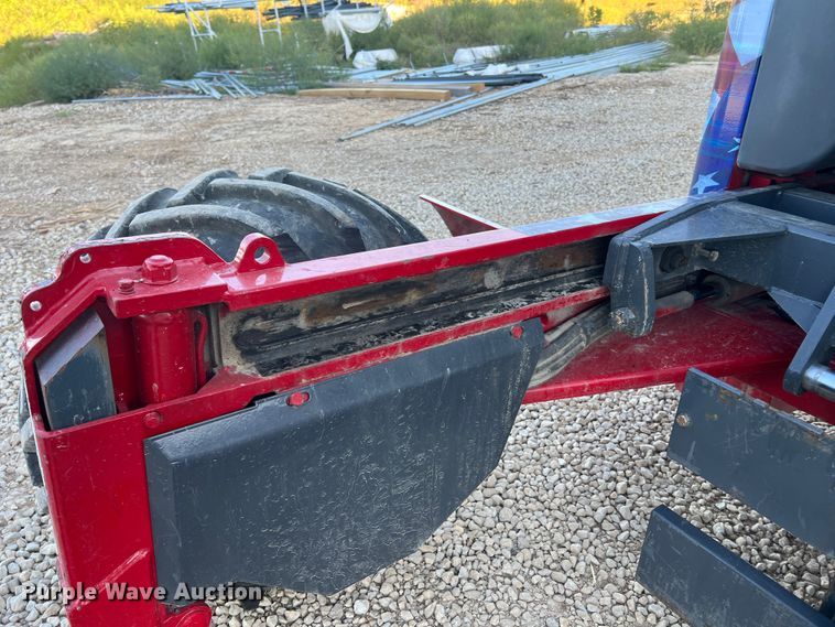 image for item MR9916 2005 Moffett M55  forklift