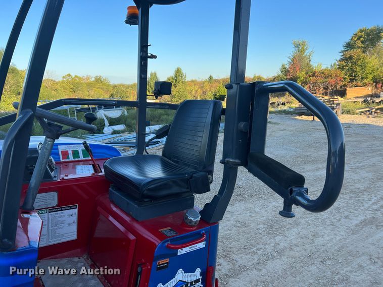 image for item MR9916 2005 Moffett M55  forklift