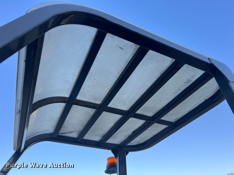 image for item MR9916 2005 Moffett M55  forklift