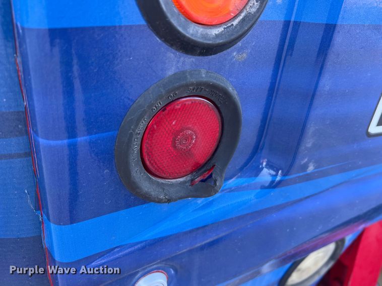 image for item MR9916 2005 Moffett M55  forklift