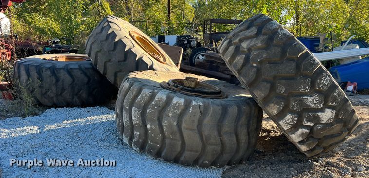 image for item MR9926 (4) tires and wheels