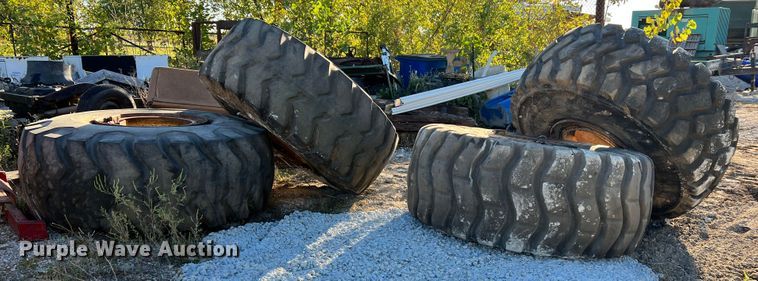 image for item MR9926 (4) tires and wheels