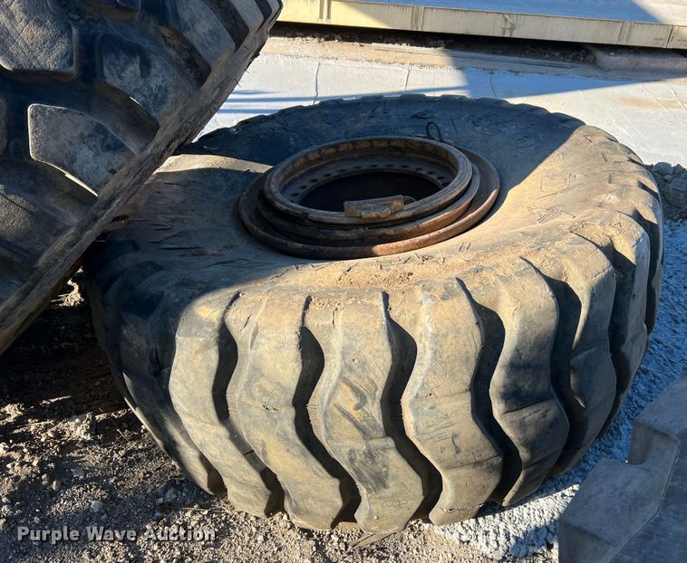 image for item MR9926 (4) tires and wheels