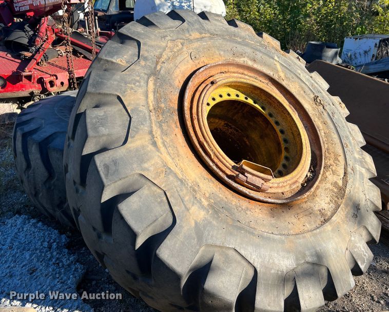 image for item MR9926 (4) tires and wheels