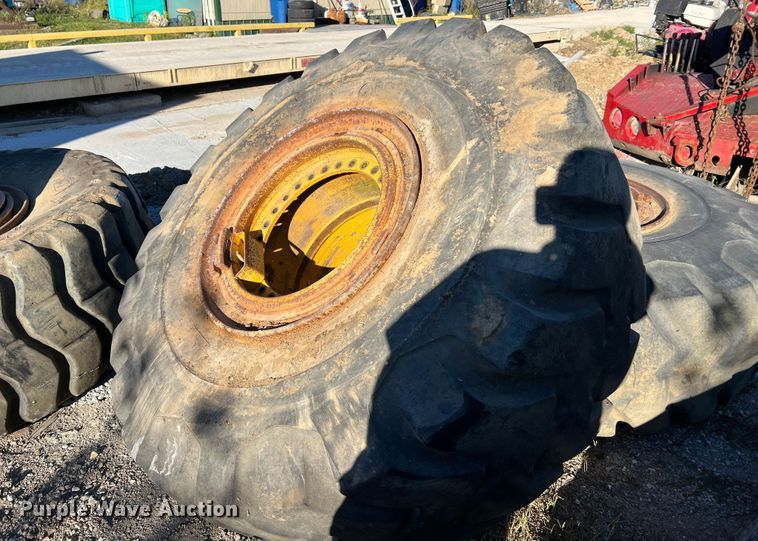 image for item MR9926 (4) tires and wheels