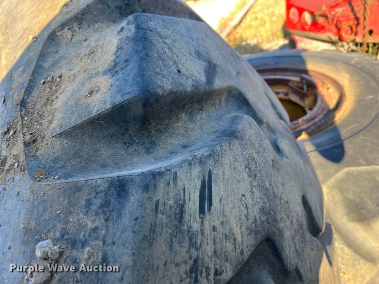 image for item MR9926 (4) tires and wheels