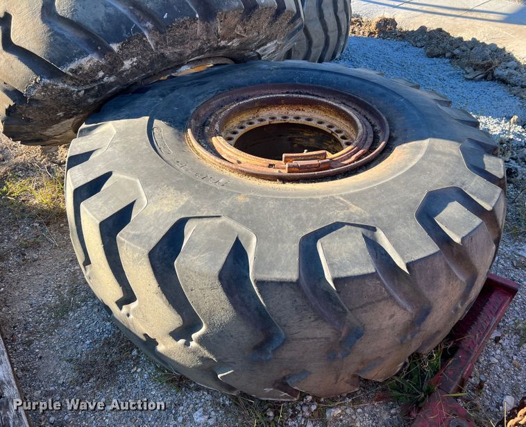 image for item MR9926 (4) tires and wheels