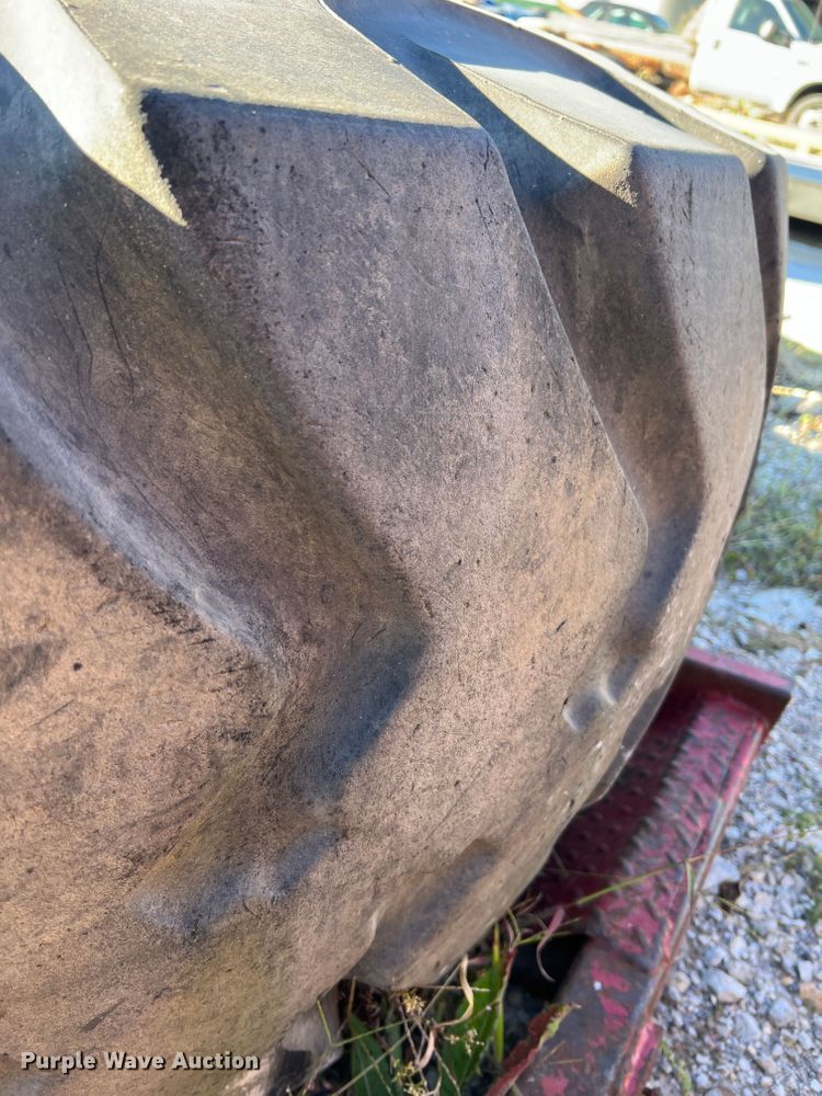 image for item MR9926 (4) tires and wheels