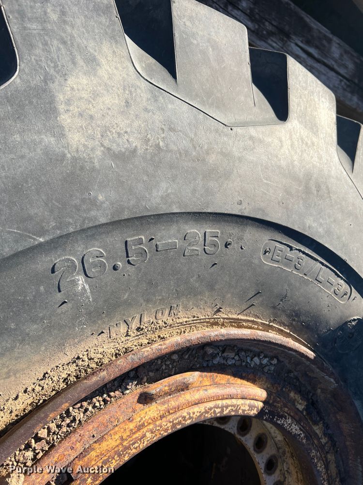 image for item MR9926 (4) tires and wheels