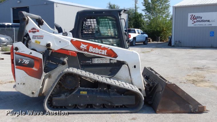 image for item MU9223 2020 Bobcat T76  tracked skid steer loader