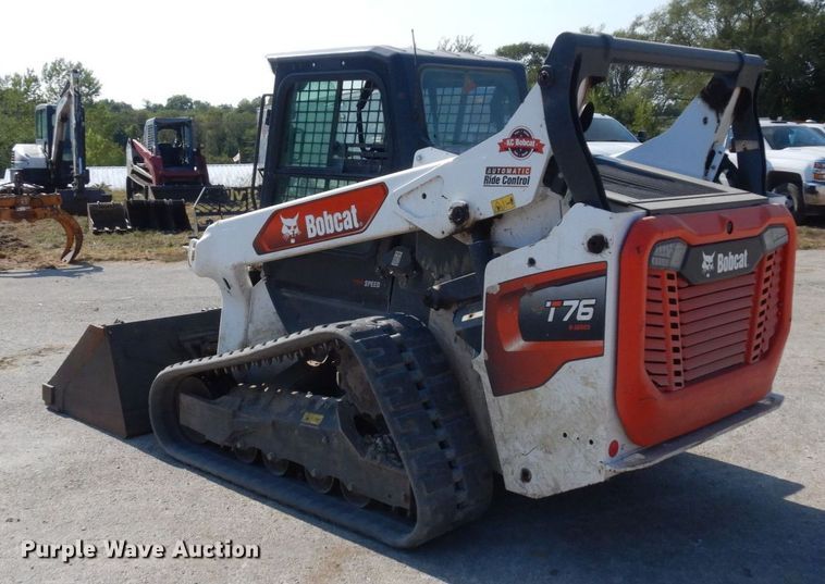 image for item MU9223 2020 Bobcat T76  tracked skid steer loader