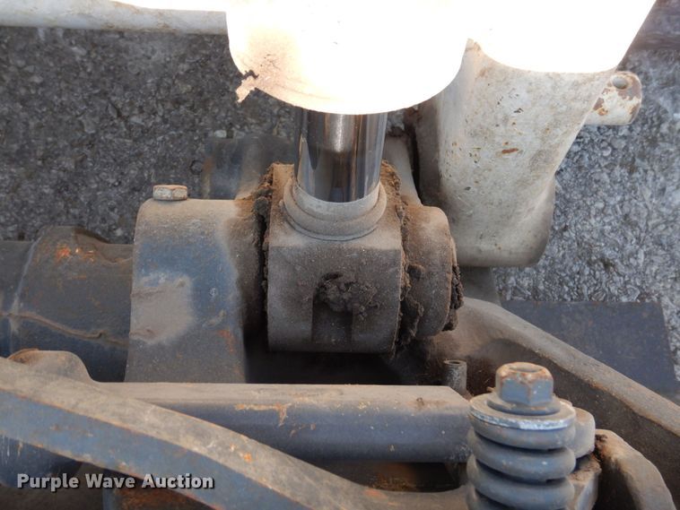 image for item MU9223 2020 Bobcat T76  tracked skid steer loader