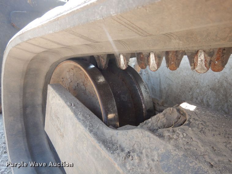 image for item MU9223 2020 Bobcat T76  tracked skid steer loader