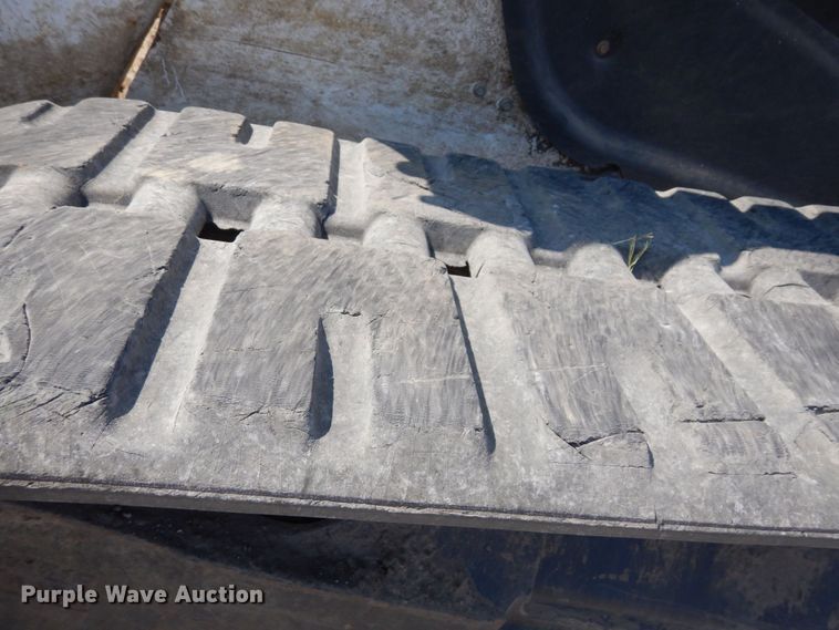 image for item MU9223 2020 Bobcat T76  tracked skid steer loader