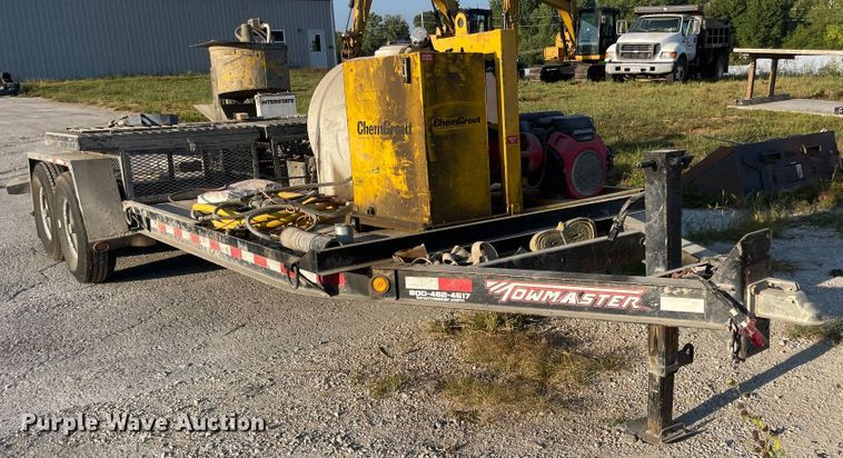 image for item MU9224 2012 Towmaster T-12D  grout trailer