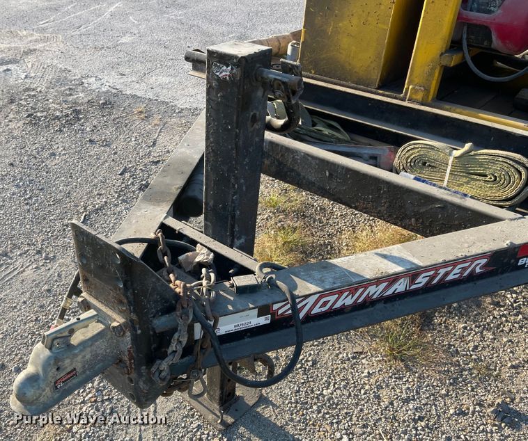 image for item MU9224 2012 Towmaster T-12D  grout trailer