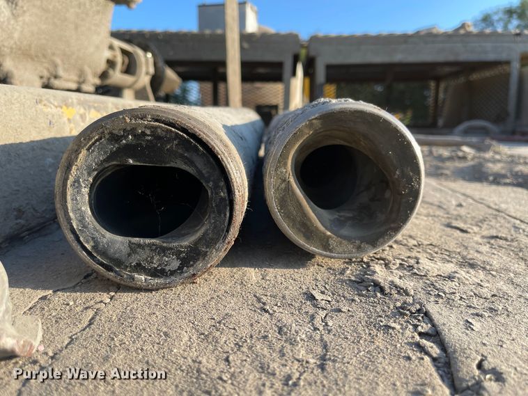 image for item MU9224 2012 Towmaster T-12D  grout trailer