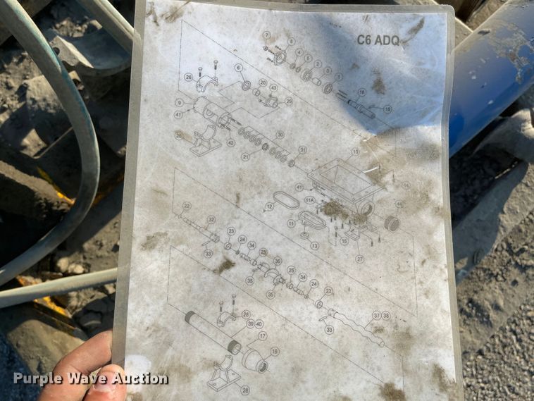 image for item MU9224 2012 Towmaster T-12D  grout trailer