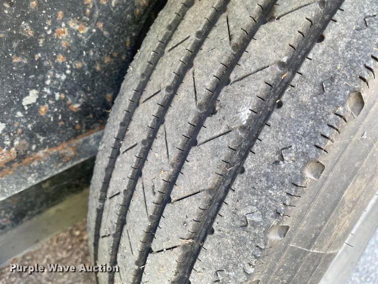 image for item MU9224 2012 Towmaster T-12D  grout trailer