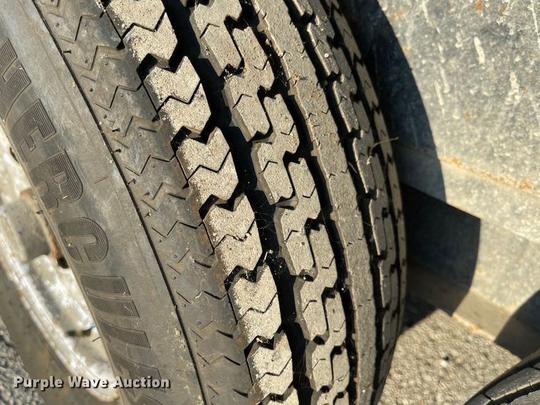 image for item MU9224 2012 Towmaster T-12D  grout trailer