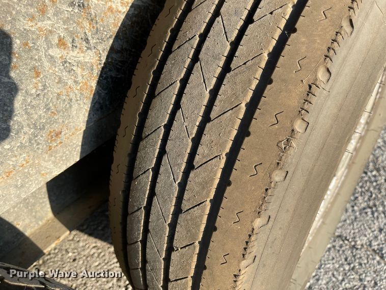 image for item MU9224 2012 Towmaster T-12D  grout trailer