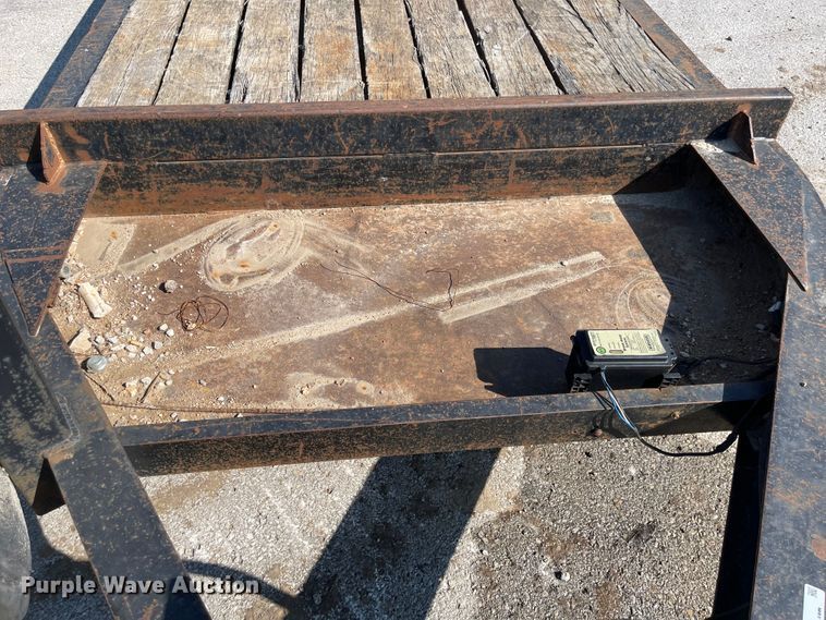 image for item MU9229 2014 Interstate  equipment trailer