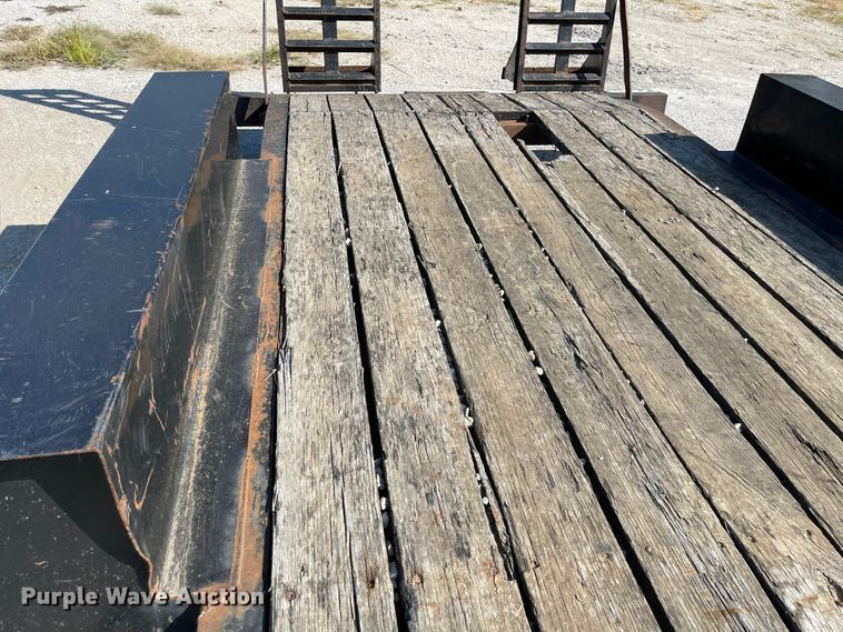 image for item MU9229 2014 Interstate  equipment trailer