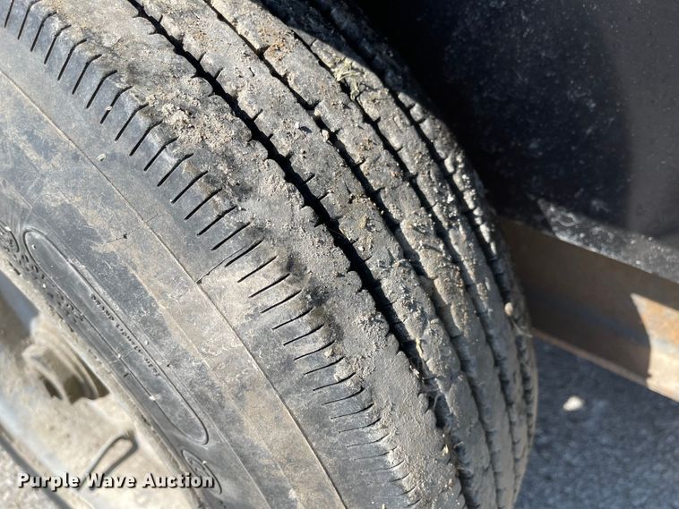 image for item MU9229 2014 Interstate  equipment trailer