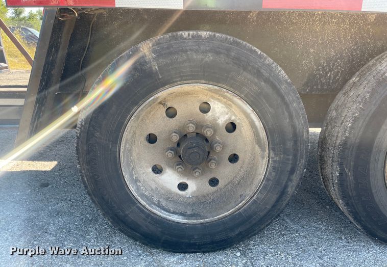 image for item MU9229 2014 Interstate  equipment trailer