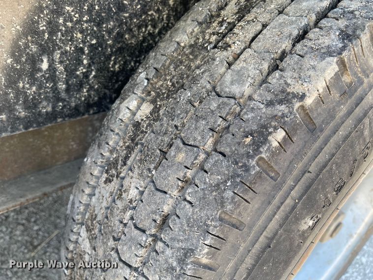 image for item MU9229 2014 Interstate  equipment trailer