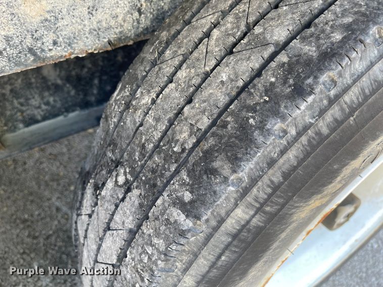 image for item MU9230 2018 Towmaster T-14D  equipment trailer