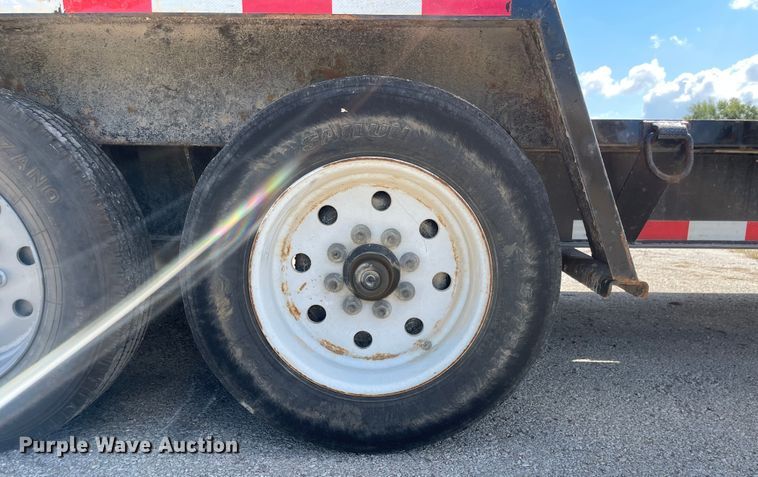 image for item MU9230 2018 Towmaster T-14D  equipment trailer