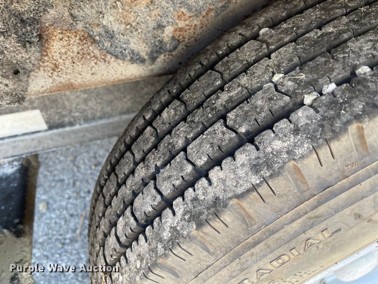 image for item MU9230 2018 Towmaster T-14D  equipment trailer