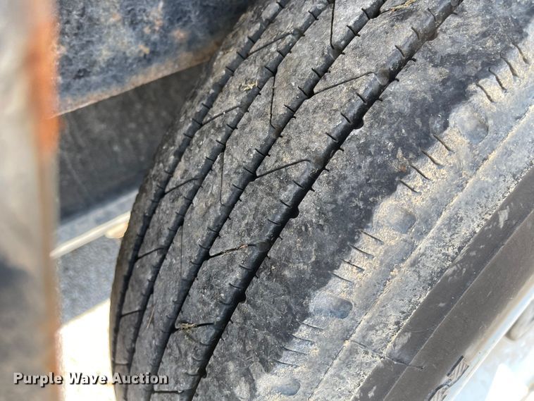 image for item MU9230 2018 Towmaster T-14D  equipment trailer