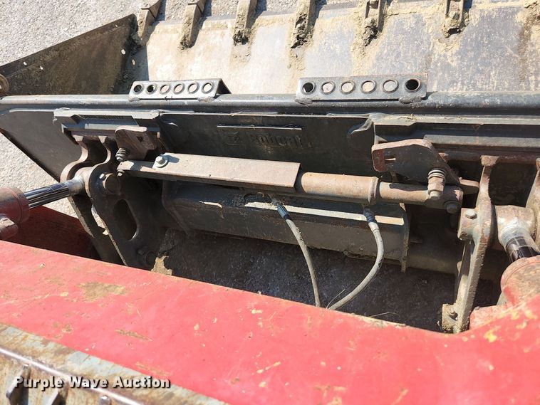 image for item MU9231 2015 Takeuchi TL10  tracked skid steer loader