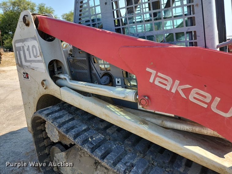 image for item MU9231 2015 Takeuchi TL10  tracked skid steer loader