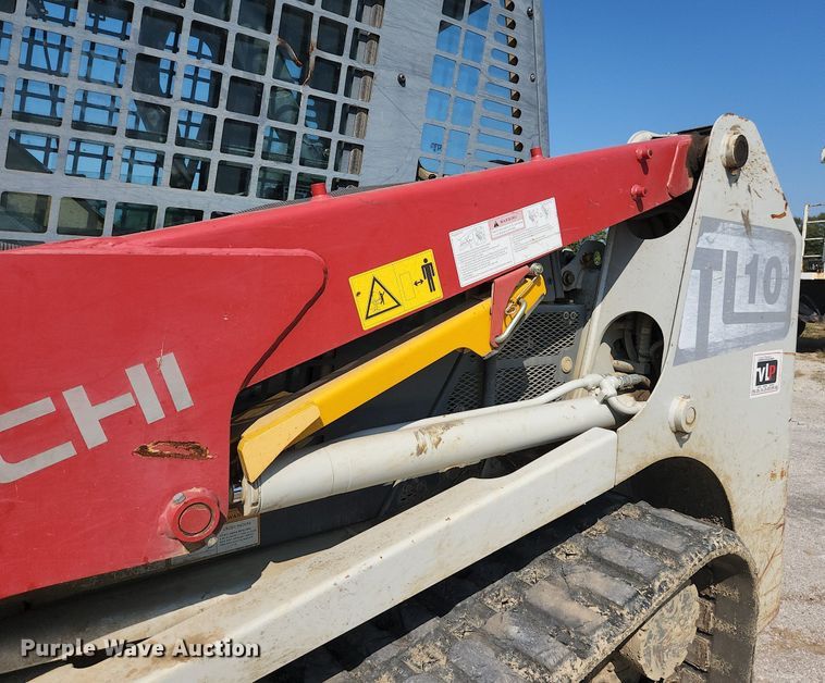image for item MU9231 2015 Takeuchi TL10  tracked skid steer loader