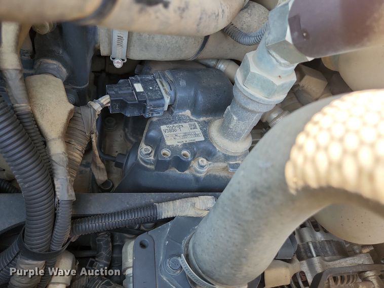 image for item MU9231 2015 Takeuchi TL10  tracked skid steer loader