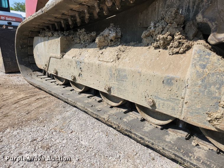 image for item MU9231 2015 Takeuchi TL10  tracked skid steer loader