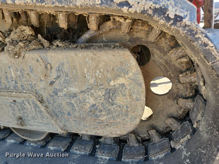 image for item MU9231 2015 Takeuchi TL10  tracked skid steer loader