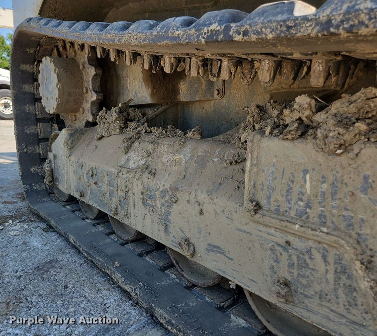 image for item MU9231 2015 Takeuchi TL10  tracked skid steer loader