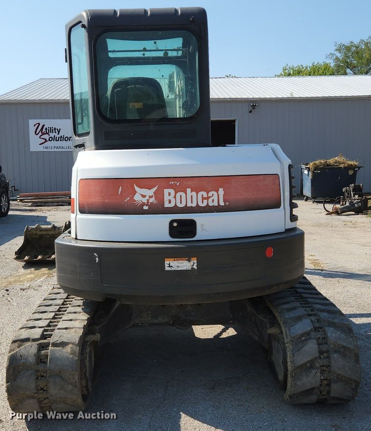 image for item MU9232 2011 Bobcat E50  mini excavator