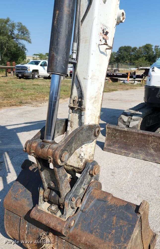 image for item MU9232 2011 Bobcat E50  mini excavator